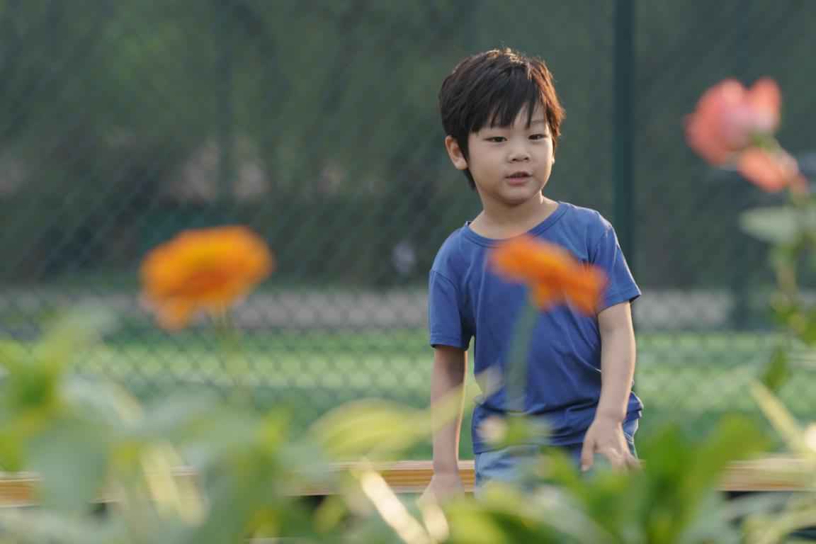 喜聚星旗下签约艺人孙锐轩受邀参与某知名品牌燕窝广告拍摄