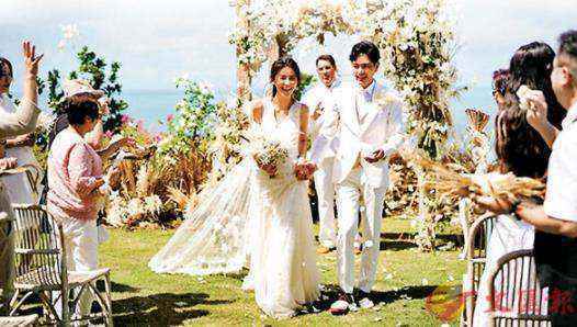 黄翠如补办婚礼只为满足家人 曝爸爸老公感动哭