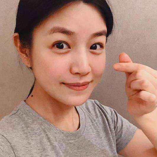 陈妍希立志减肥跑步运动瘦身 体重都没掉腿还变粗