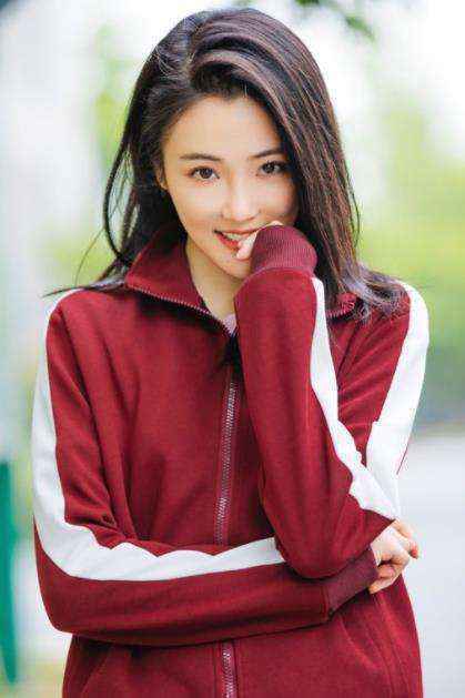 双剧霸屏 张可盈萌系硬核少女 精准演技获肯定