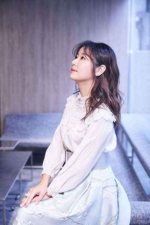 林心如解锁国韵潮流 靓丽束腰扩展姿容仙气