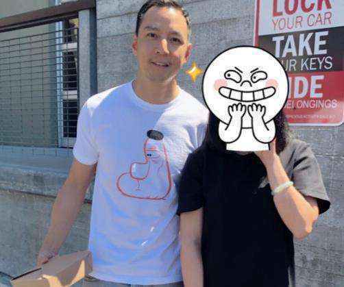 44岁吴彦祖被偶遇 发际线后移严重＂苏大强即视感＂