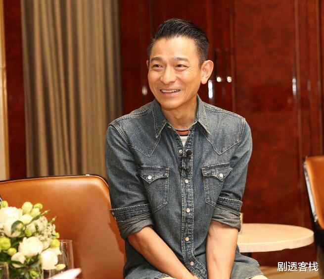 岁月不饶人！梁朝伟近照曝光，TVB五虎现状，年龄最大的苗侨伟居然是赢家