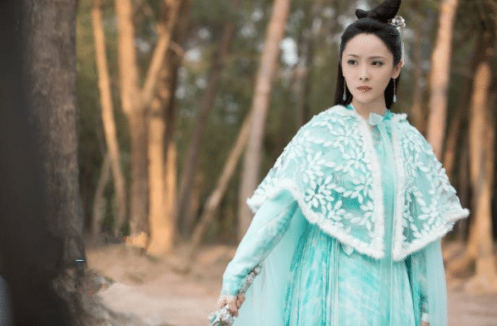 罗晋当初苦恋她两年，美过唐嫣和苗圃，如今30岁还是单身！