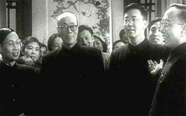 真正第一届春晚：侯宝林新凤霞、梅兰芳出镜，嘉宾卧虎藏龙