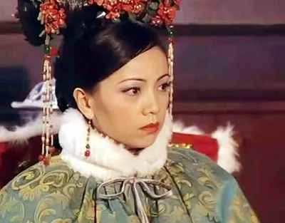 捡漏出演《金枝欲孽》大火，情路坎坷，最霸气的妃子却孑然一人