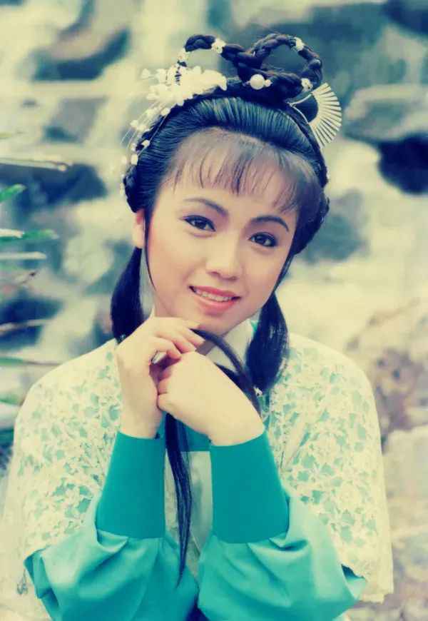 捡漏出演《金枝欲孽》大火，情路坎坷，最霸气的妃子却孑然一人