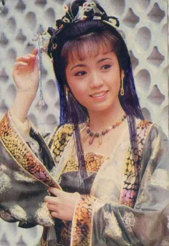 捡漏出演《金枝欲孽》大火，情路坎坷，最霸气的妃子却孑然一人