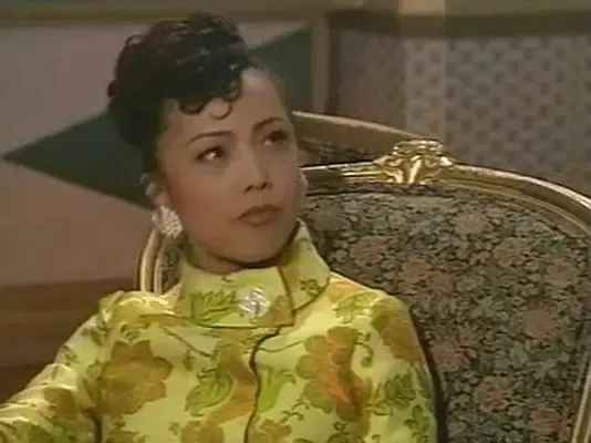 捡漏出演《金枝欲孽》大火，情路坎坷，最霸气的妃子却孑然一人