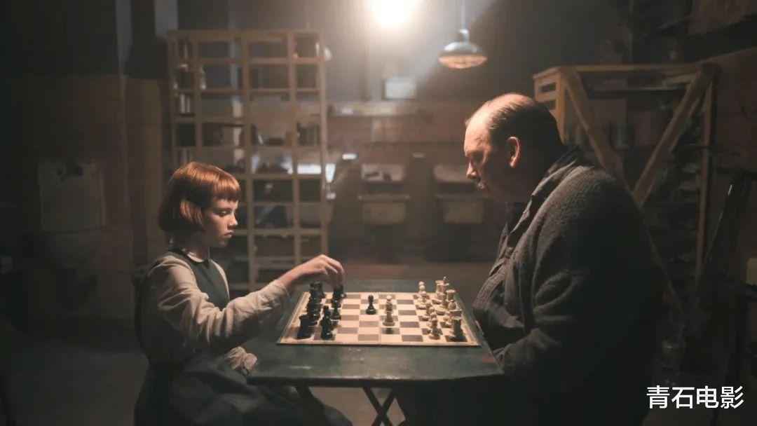 连刷7集还不过瘾！豆瓣9.2分爽剧，希斯·莱杰生前就想拍它