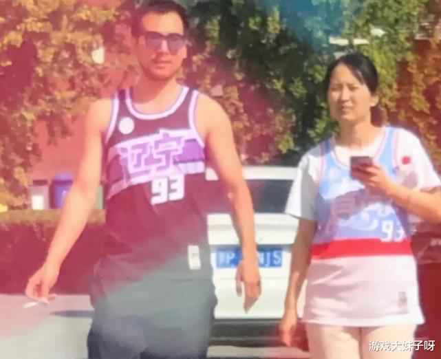 被真实相机毁了的网红,刘思瑶不算翻车,还有P得更狠的