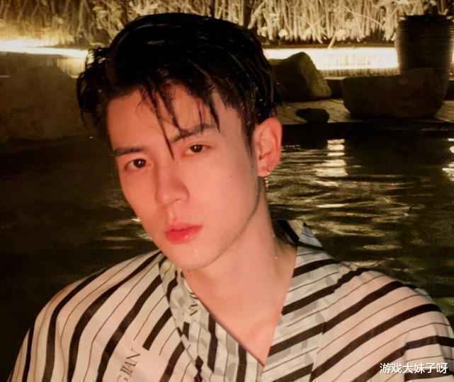 被真实相机毁了的网红,刘思瑶不算翻车,还有P得更狠的