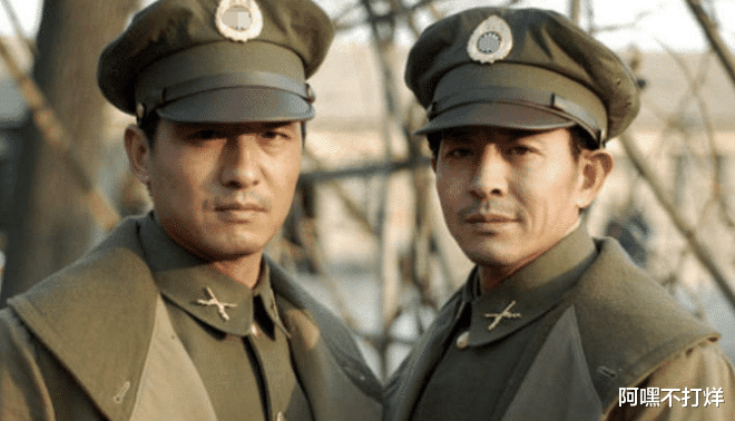 “同父同母同张脸”的5对明星，最后一对几乎没人知道是双胞胎