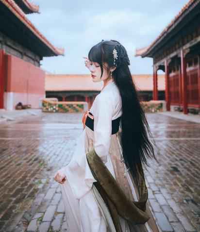 徐娇故宫拍摄绝美古风大片清秀出尘宛若女神