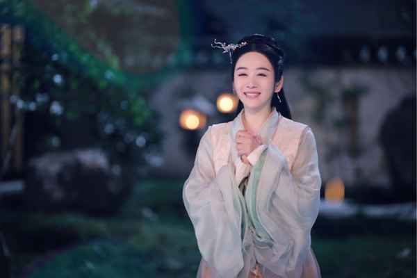 被网友追捧的超级新人竟是同道大叔的老婆，文竹凭什么收获观众的喜爱?