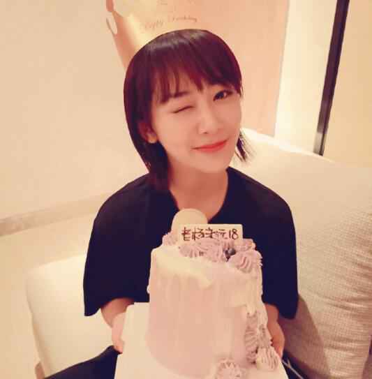 杨紫 别祝我生日快乐 11月6日是杨紫的生日
