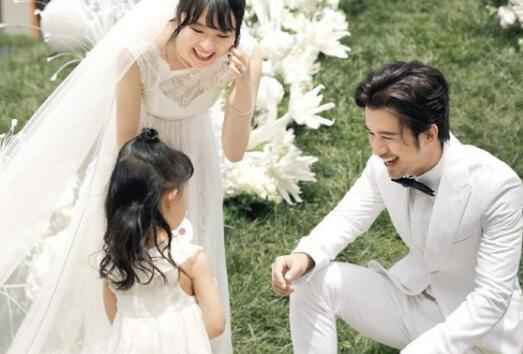 蔡依林悼念高以翔 黄璐离婚