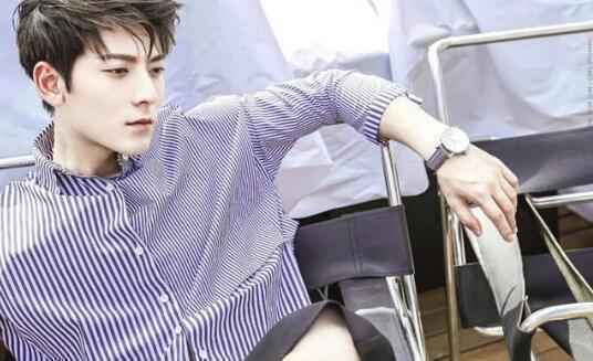 陈翔回应被叫渣男:每天难受喝酒