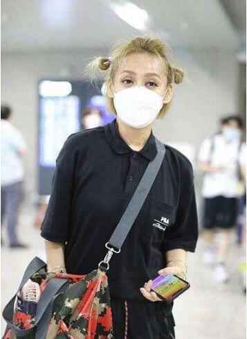 粉丝机场送宁静哪吒套装