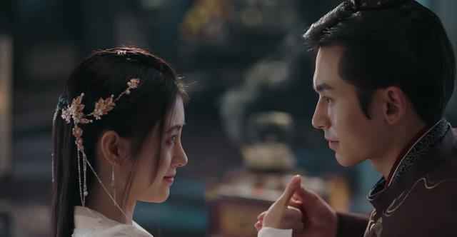 鞠婧祎新剧被喷，绑架戏份像咬化妆棉，铁刘海更是躺着也不歪！