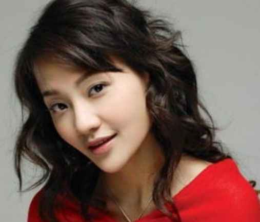 15年过去了，《金粉世家》中五位演员的现状，三姨太在家离奇死亡