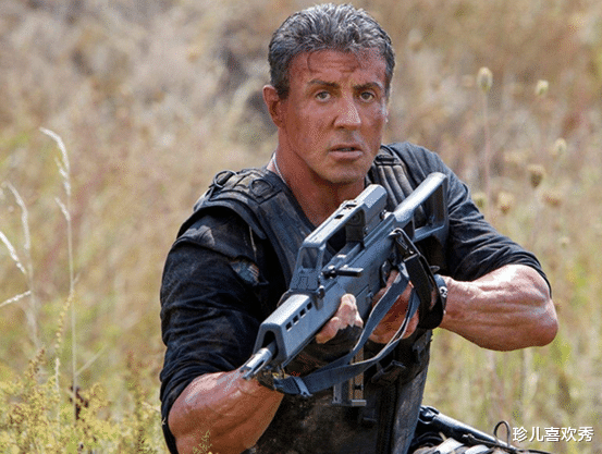 硬汉王者史泰龙，成名之路异常坎坷，全球粉丝心中的男神