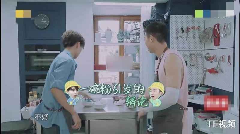 王俊凯帮白举纲宣传新歌，熟悉的昵称引人怀念，两人兄弟情还在！