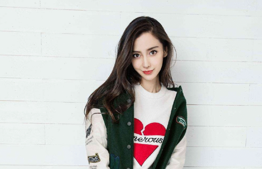 baby奶茶店成网红，一杯奶昔50元，粉丝惊讶问三遍是否算错