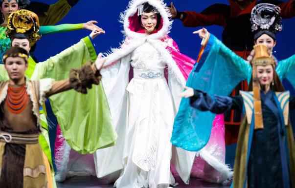 加总理致信李玉刚 感谢促进加文化多样性