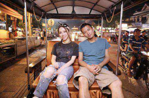 谢霆锋邓紫棋柬埔寨 主办方供图 谢霆锋邓紫棋柬埔寨 主办方供图