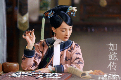 靳东新剧番位出炉，他排名第二，第一位是知名中年女星