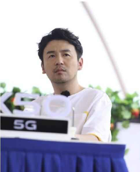 雷佳音被认成郭京飞