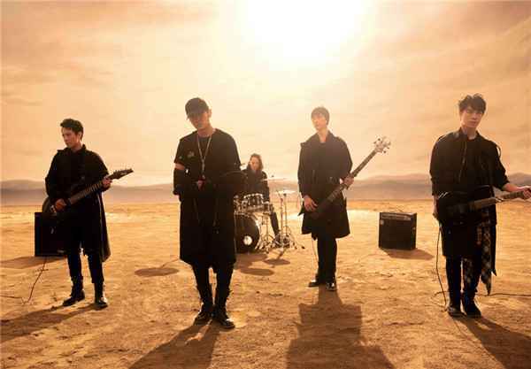  周杰伦为电影《天火》演唱主题曲