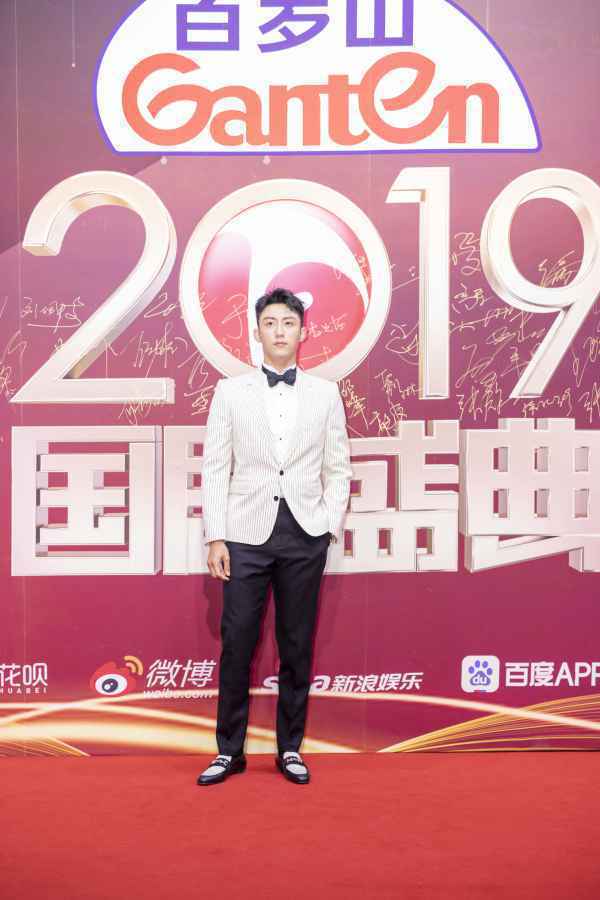  安徽卫视2019《国剧盛典》