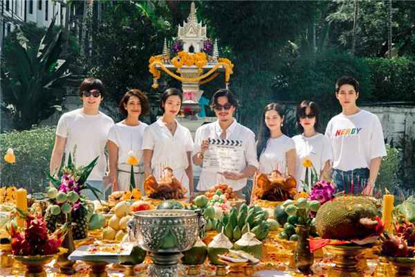 《天才枪手》导演新作美国开机