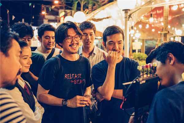 《天才枪手》导演新作美国开机