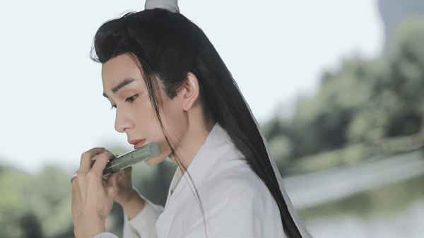 朱赞锦国风大片首发引热议