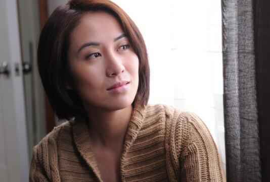 高铁外放视频者向叶璇道歉 公共场所要有功德