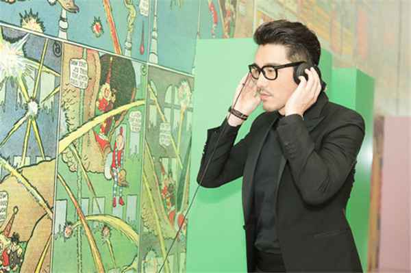 跨时代拥抱经典百变胡兵以潮流拥抱未来