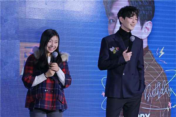 文苡帆生日季温情来袭