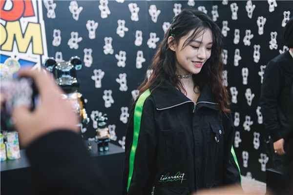  周汤豪林允等人亮相 INNERSECT 2019