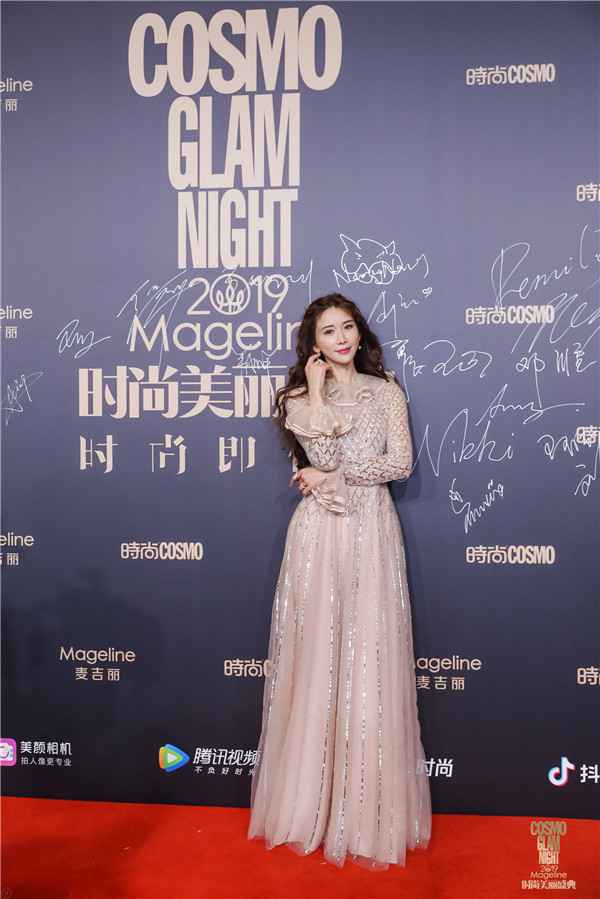 群星云集2019COSMO时尚美丽盛典闪耀上海