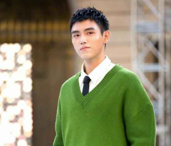 陈飞宇走秀 走上T台担任品牌的模特