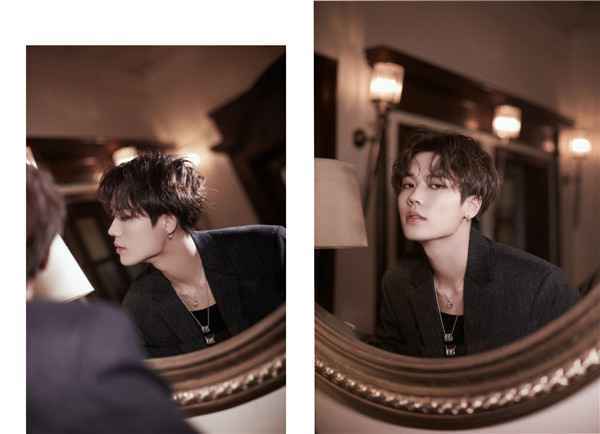  林彦俊机车风西装亮相活动