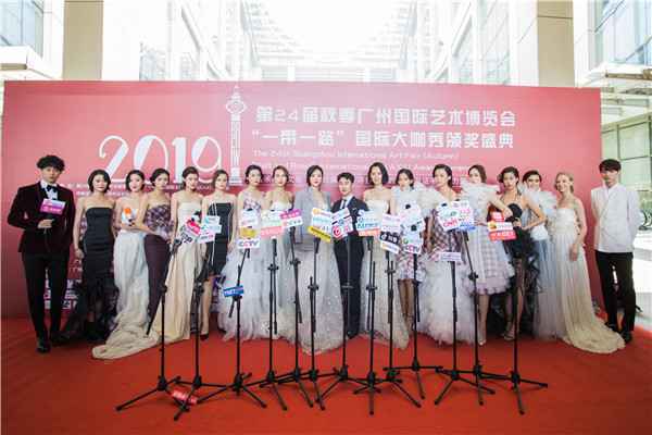  顶级女性超级秀场IP仙境密语强势回归