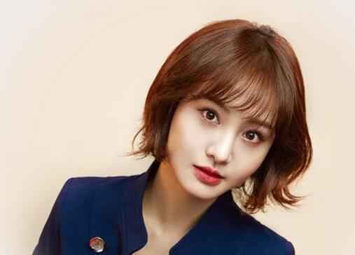 郑爽拍卖衣服 1元起拍纯公益