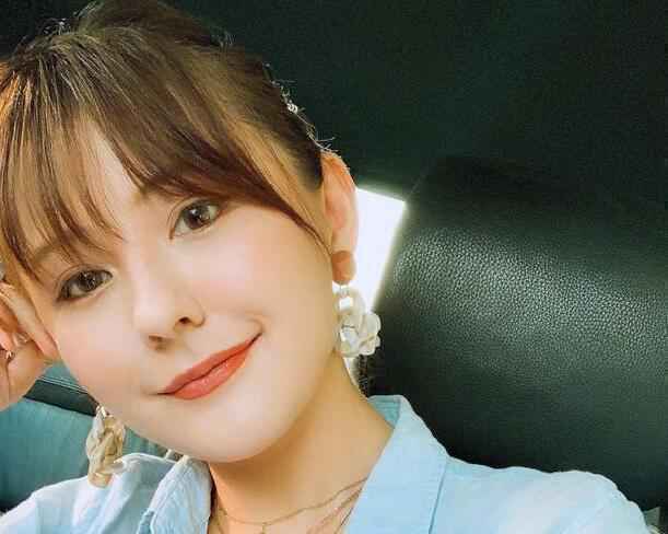 热依扎承认新恋情 感谢男友最艰难的时候陪伴自己