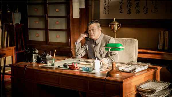  佟大为、蒋欣演绎机车人热血青春