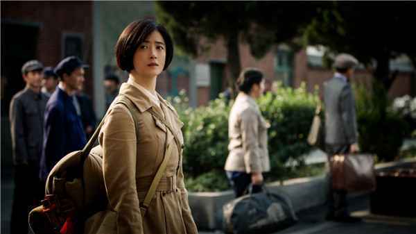  佟大为、蒋欣演绎机车人热血青春