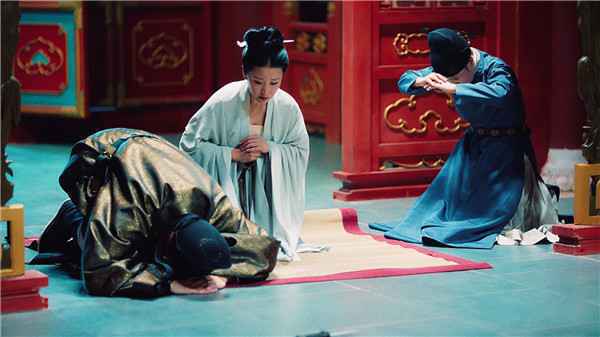  苗圃一展贵妃华美 恩宠背后冷暖自知